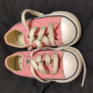 Pink toddler converse
